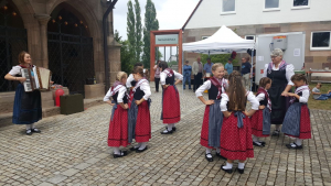 2018-07-22 Kindertanzgruppe beim Heimatverein Markt Erlbach